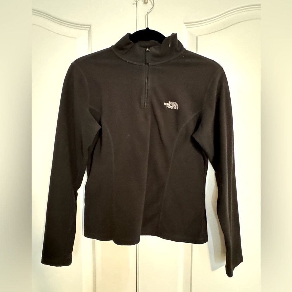The North Face Women’s Quarter Zip Fleece